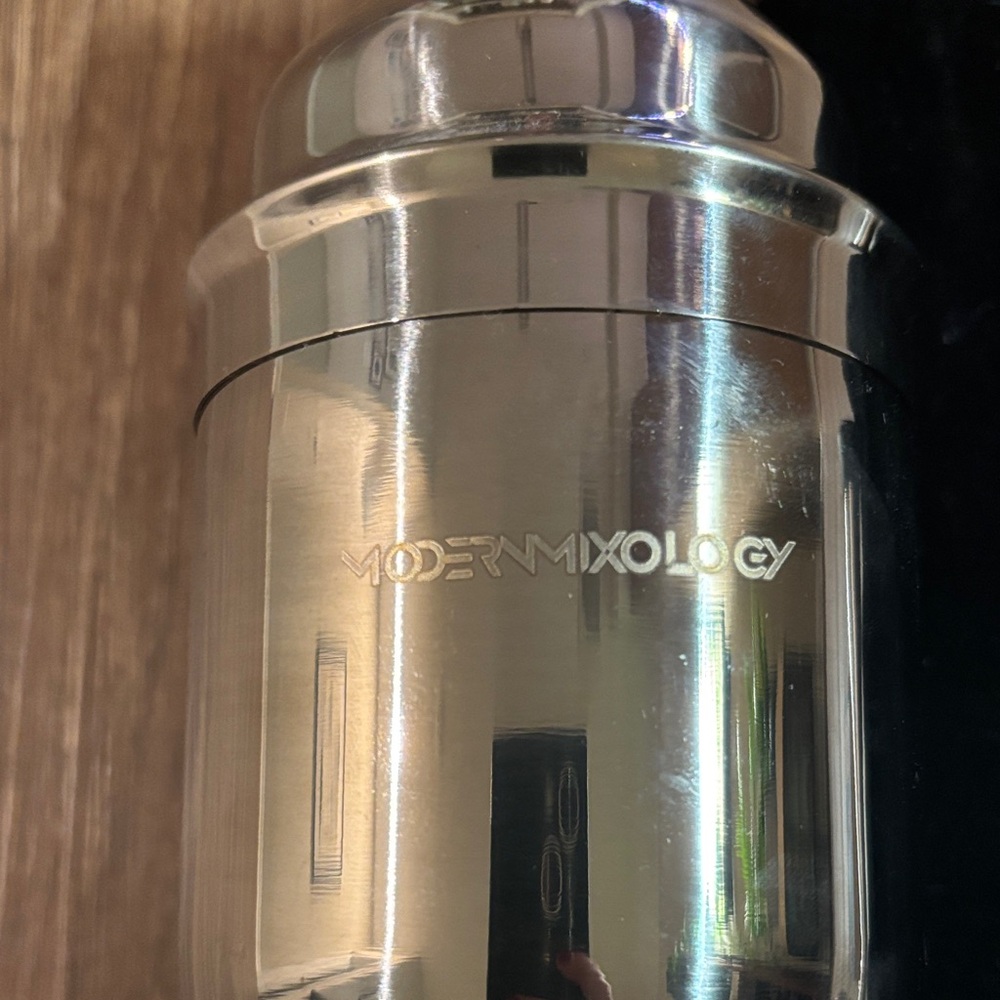 Silver Cocktail Shaker Set - Picture 3 of 8
